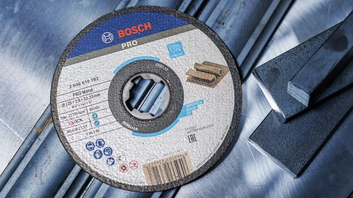 Disque a tronconner metal X Lock professionnel 115x2 5x22 23 mm Bosch PRO Metal 2608619253