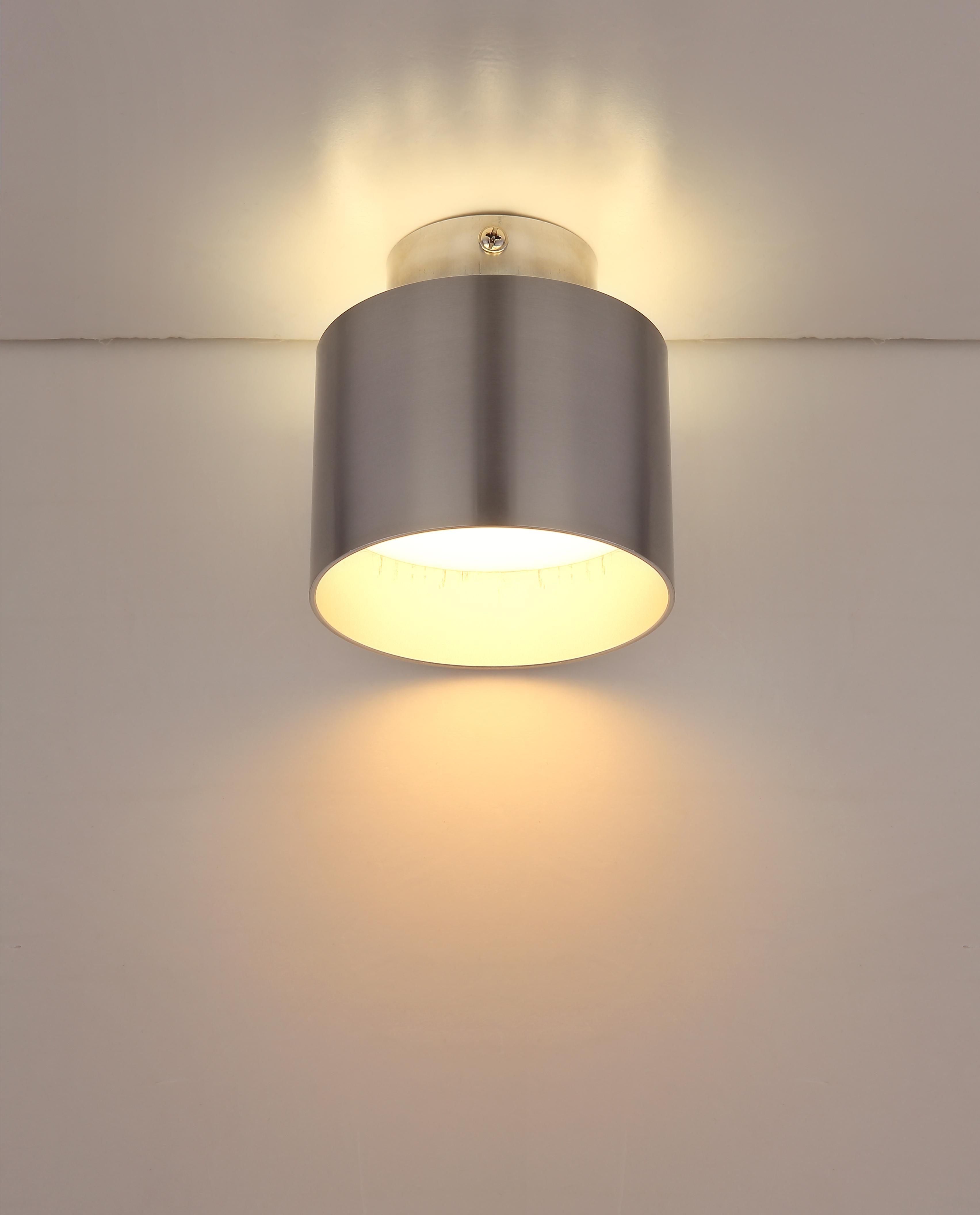 Plafoniera da soffitto GLOBO serie JENNY, cromata, lampadina inclusa 8W, 280 lm, 3000K