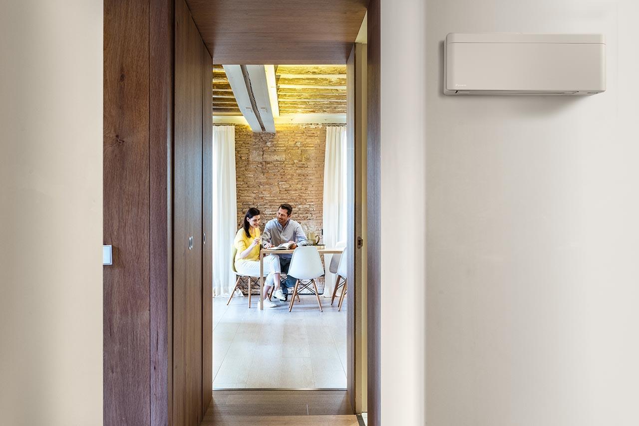 Unita interna a parete 2-5 kW Stylish White Daikin FTXA25CW