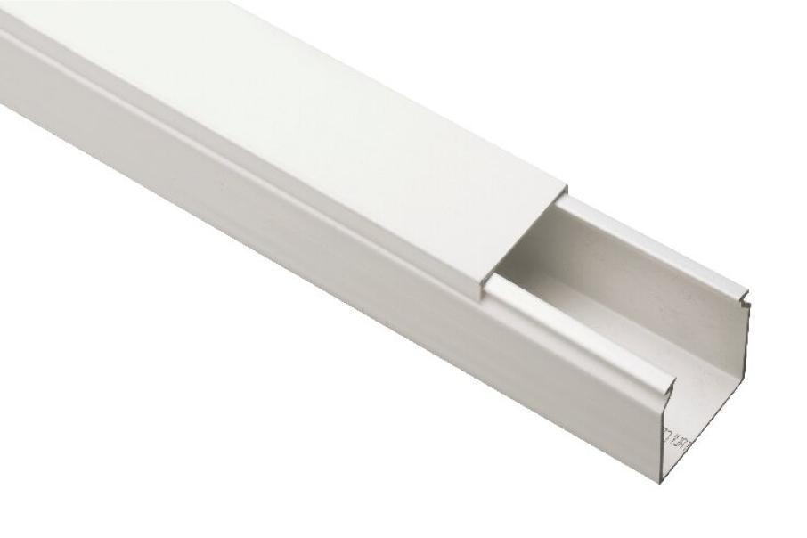 Elettrocanali ECCP5050B u2013 Canale portacavi 50u00d750 mm u2013 PVC bianco u2013 IP40 u2013 2 m