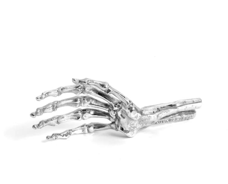 Mano scheletrica in alluminio  collezione Wunderkammer Diesel Living-Skeleton hand in glove  Seletti 10889
