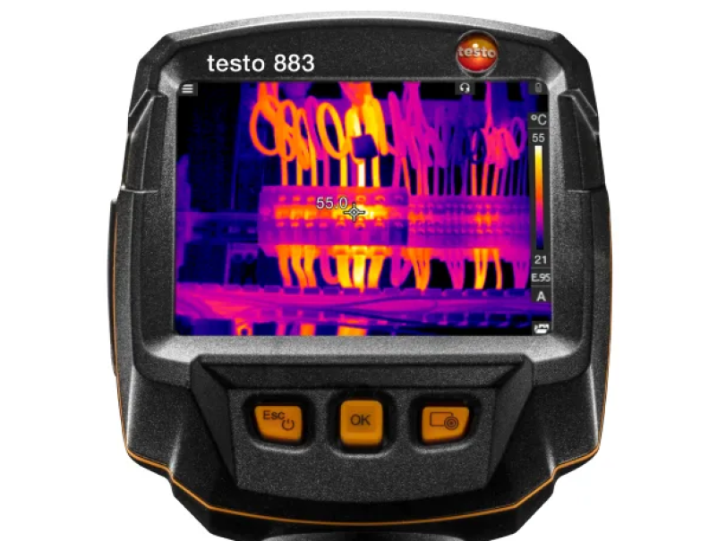 Termocamera professionale 320x240 px con SuperResolution, WiFi e Bluetooth 883 Testo 0560 8830