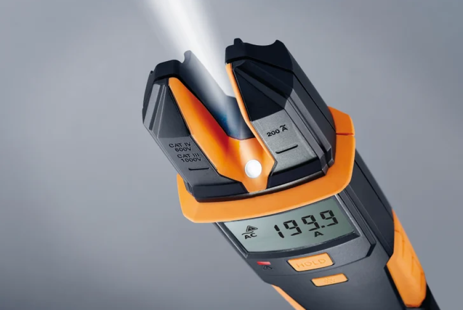 Tester Multifunzione di Tensione e Corrente 755-1 con Rilevamento Automatico e Torcia Integrata CAT IV 600V Testo 0590 7551