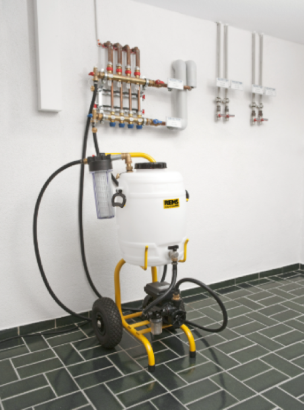 Pompa elettrica Solar-Push K 60per riempimento, flussaggio e disinfezione di impianti chiusi Rems 115312 R220