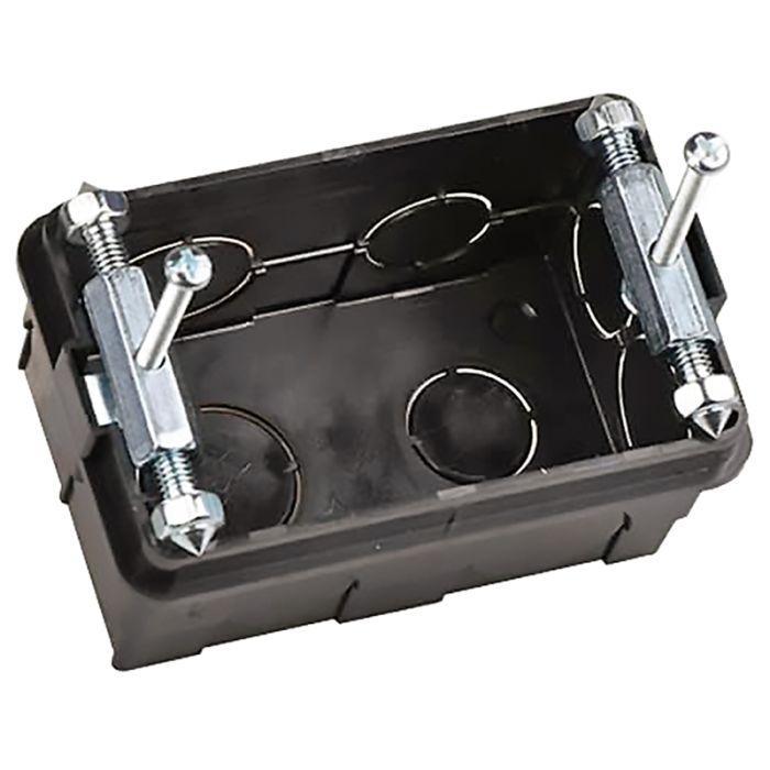 dettaglio utilizzo kit ripara scatole elettriche fissaggio interno scatola