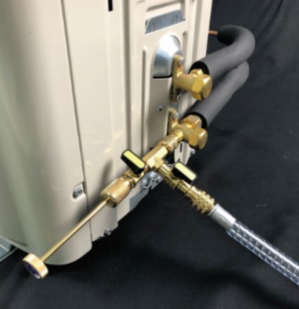 estrazione del meccanismo interno valvola servizio tramite kit vuoto rapido WIGAM