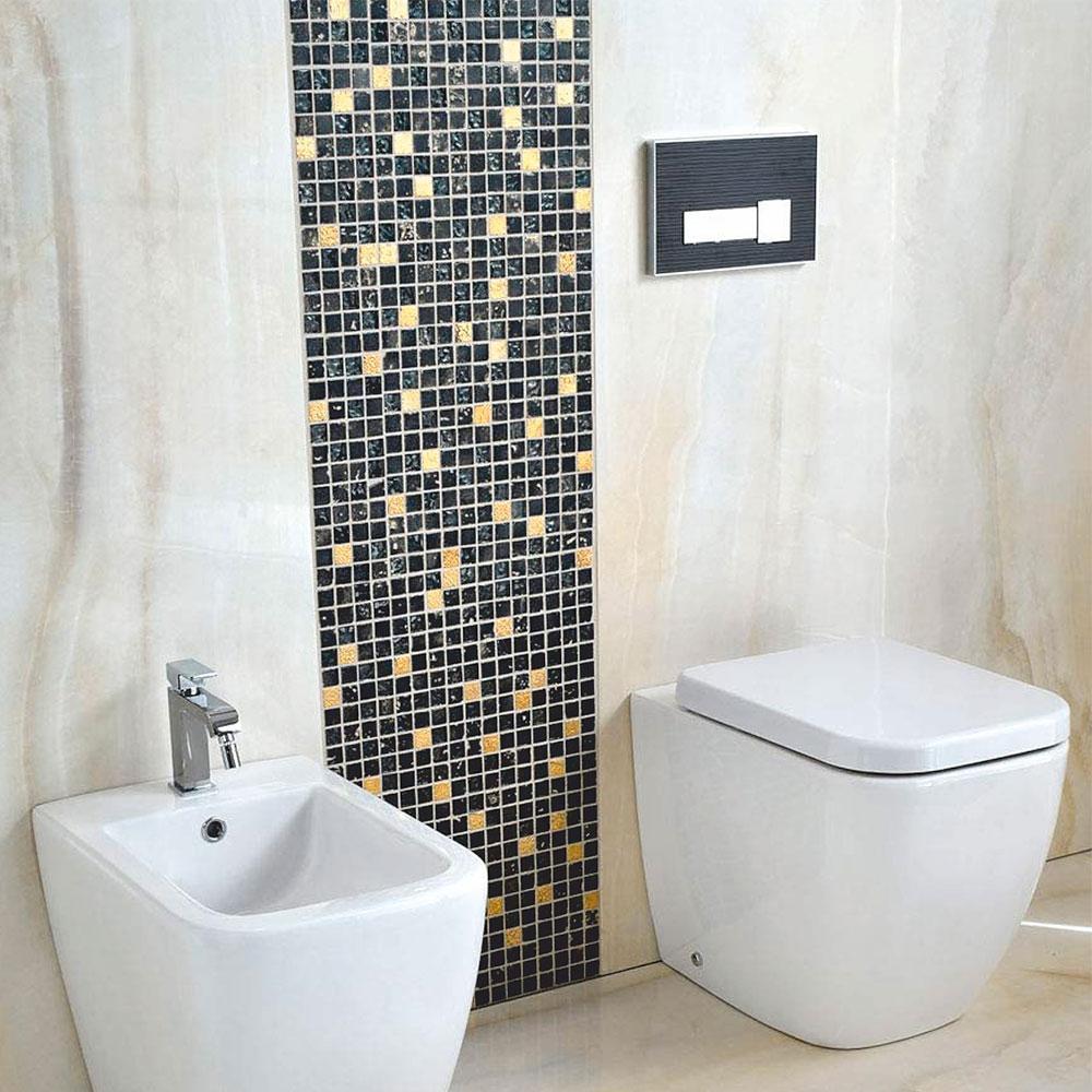 Installazione placca comando WC doppio scarico Bampi ambiente bagno moderno