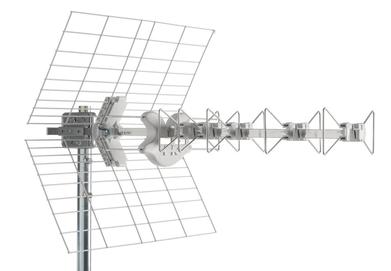 Antenna TV UHF biconica Fracarro a 5 elementi con filtro 5G integrato e riflettore a griglia per esterno.